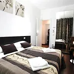A In Bed & Breakfast Rom