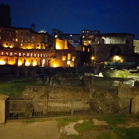 A In فندق مبيت وإفطار روما