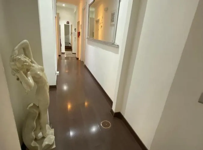 فندق مبيت وإفطار A In روما
