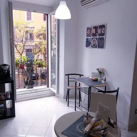 A In 4* Roma