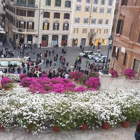 לינה וארוחת בוקר A In