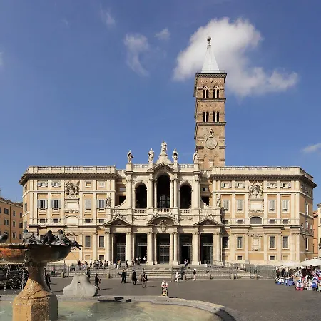 לינה וארוחת בוקר A In 4*